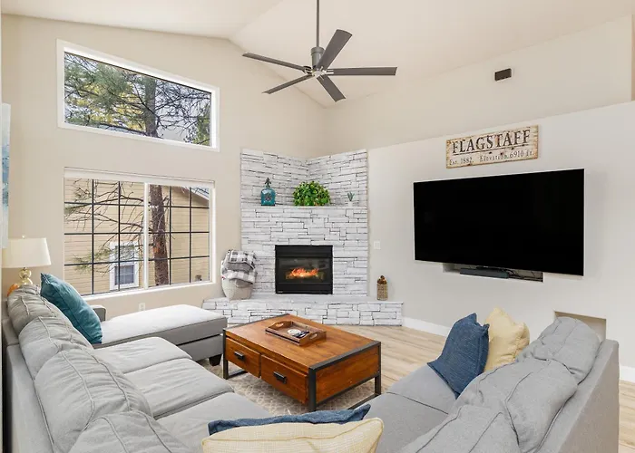 Ferienhaus Forest Heights Mountain Views Hot Tub Heated Floors Pizza Oven *