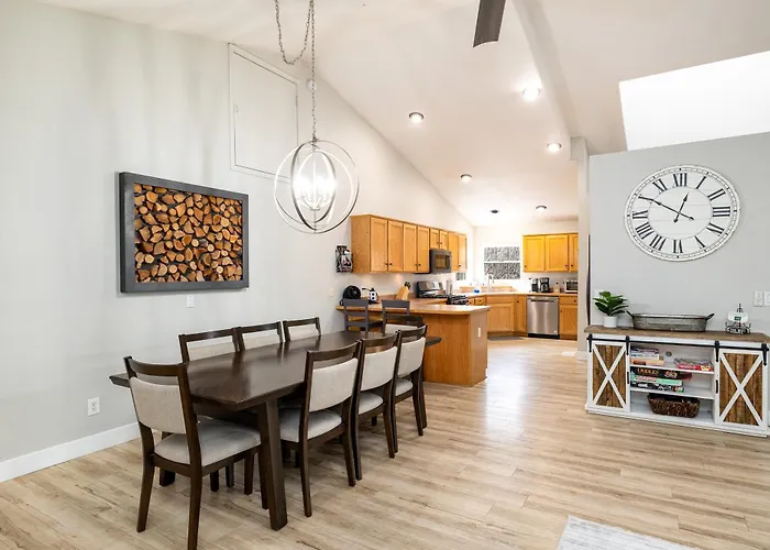 Forest Heights Mountain Views Hot Tub Heated Floors Pizza Oven Flagstaff