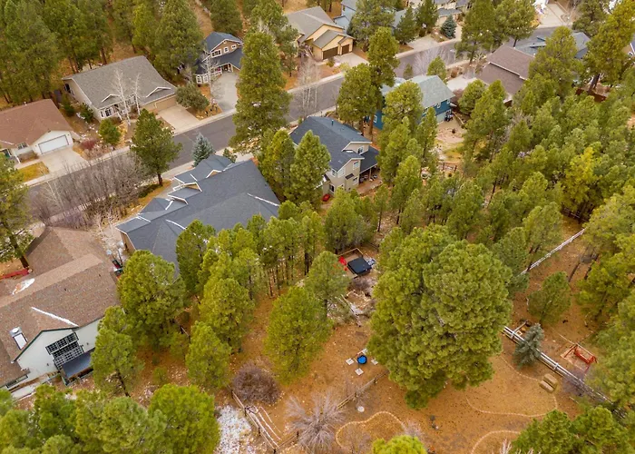 Ferienhaus Forest Heights Mountain Views Hot Tub Heated Floors Pizza Oven *