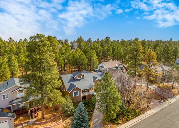 Forest Heights Mountain Views Hot Tub Heated Floors Pizza Oven Ferienhaus