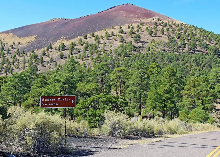 Forest Heights Mountain Views Hot Tub Heated Floors Pizza Oven Holiday home Flagstaff
